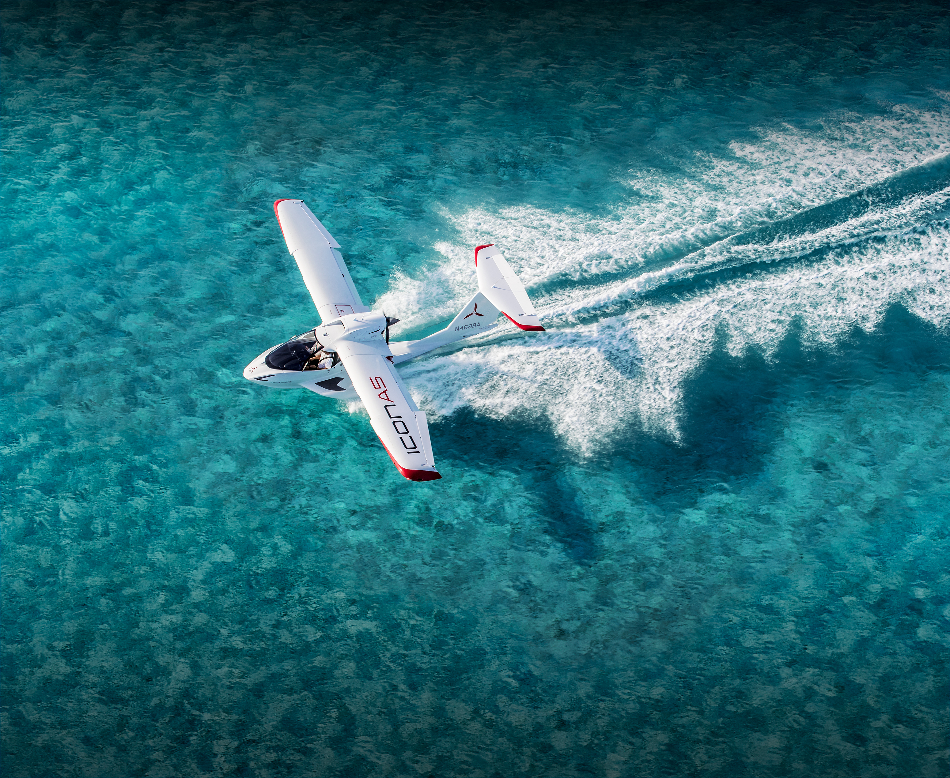 ICON A5 Adventure Flying 01 Alt